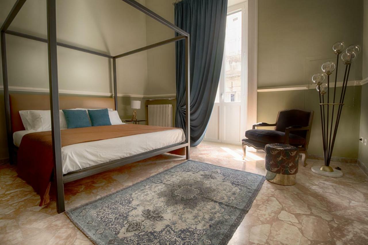 Palazzo Forleo Luxury Apartment - Treb Collection Lecce Exteriör bild
