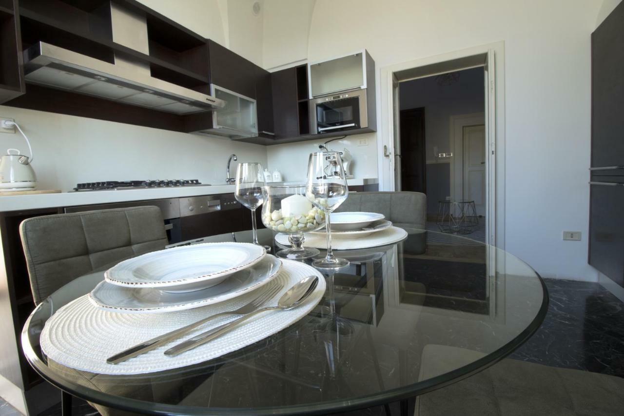 Palazzo Forleo Luxury Apartment - Treb Collection Lecce Exteriör bild