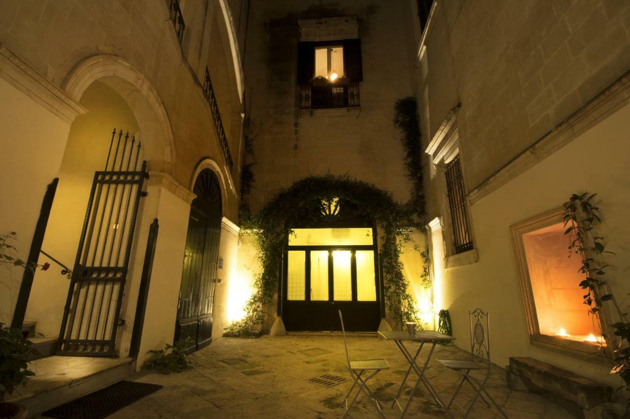 Palazzo Forleo Luxury Apartment - Treb Collection Lecce Exteriör bild