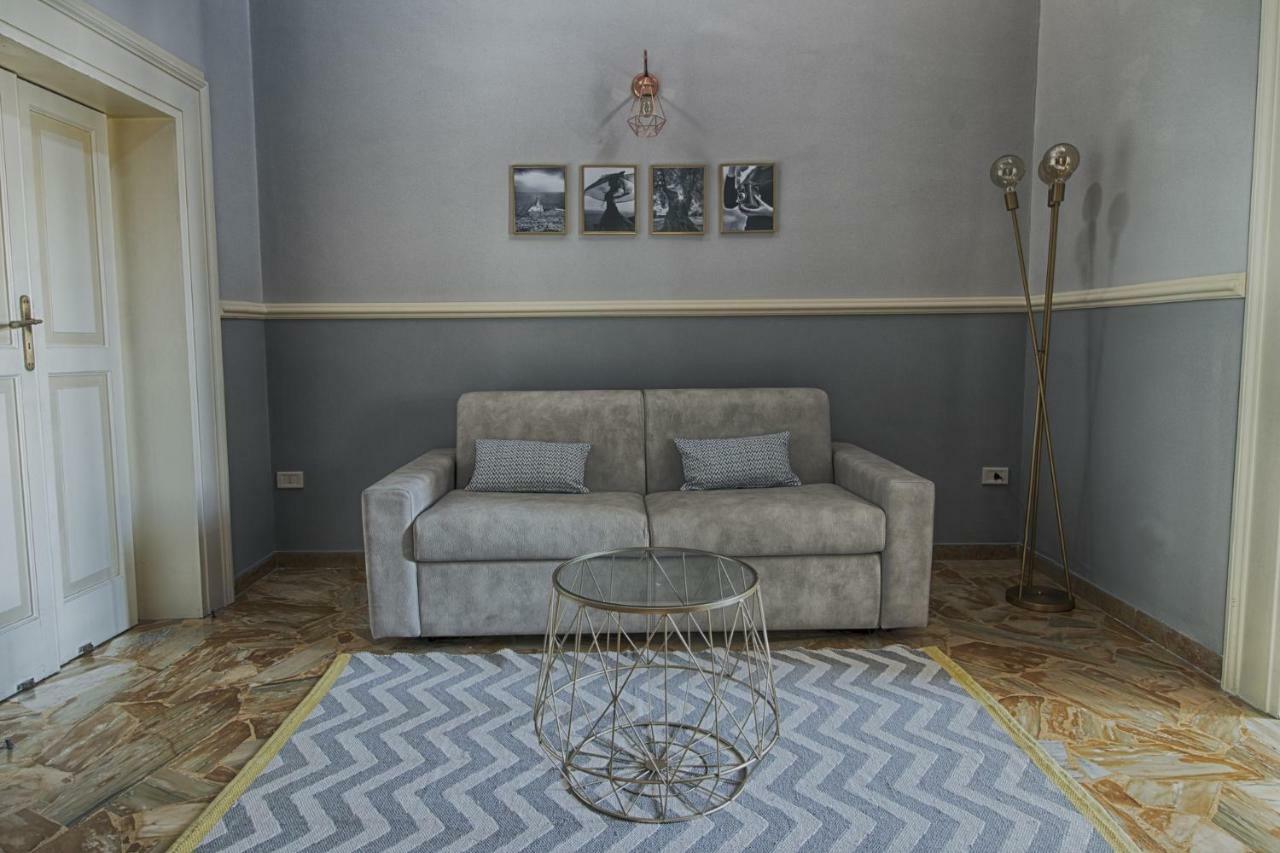 Palazzo Forleo Luxury Apartment - Treb Collection Lecce Exteriör bild