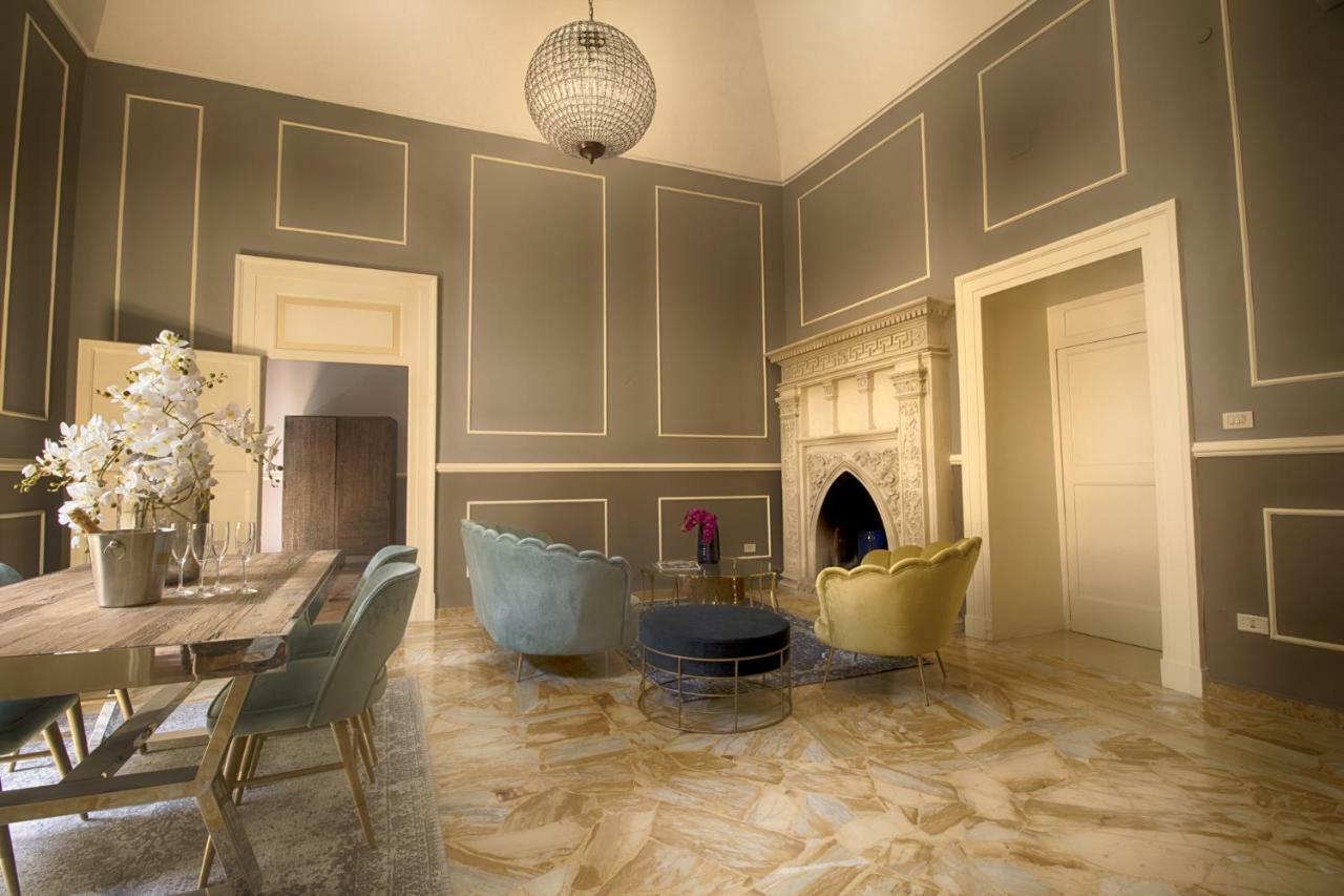 Palazzo Forleo Luxury Apartment - Treb Collection Lecce Exteriör bild
