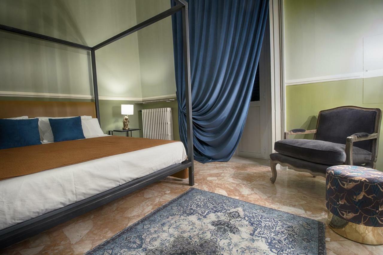 Palazzo Forleo Luxury Apartment - Treb Collection Lecce Exteriör bild