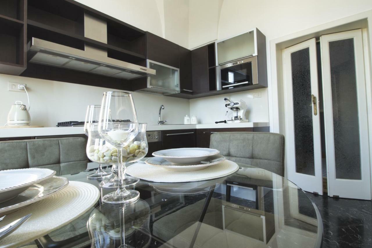 Palazzo Forleo Luxury Apartment - Treb Collection Lecce Exteriör bild
