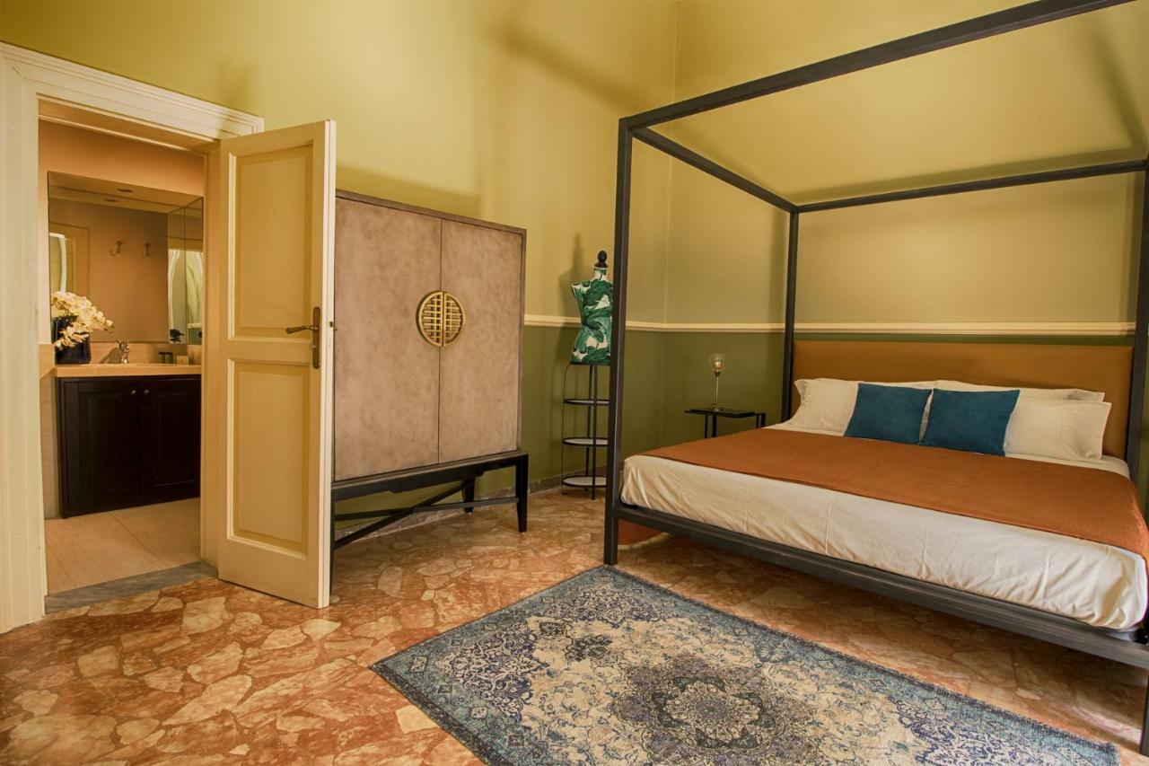 Palazzo Forleo Luxury Apartment - Treb Collection Lecce Exteriör bild